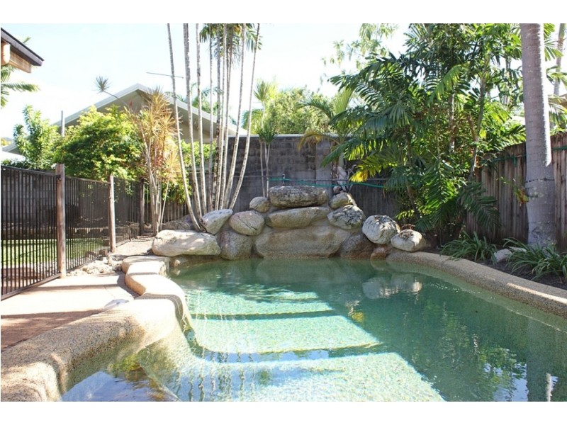 5 Cronulla Close, Kewarra Beach QLD 4879