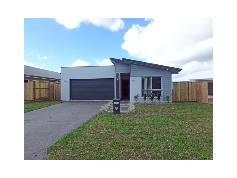 53 Seaways Street, Trinity Beach QLD 4879