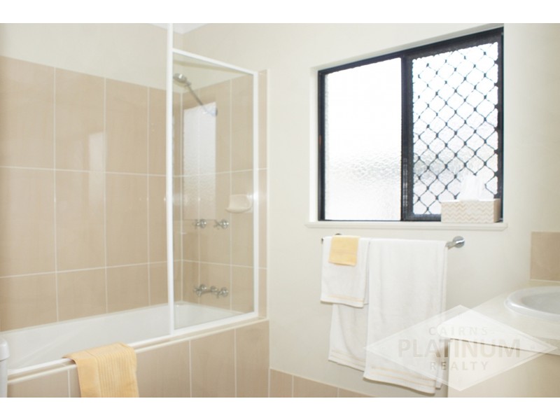 41 Fossilbrook Bend, Trinity Park QLD 4879