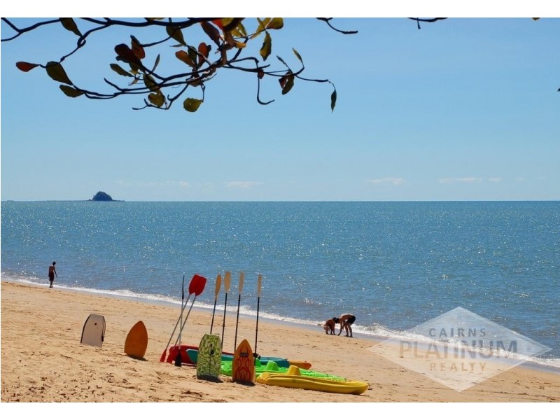 48 Roberts Drive, Trinity Beach QLD 4879