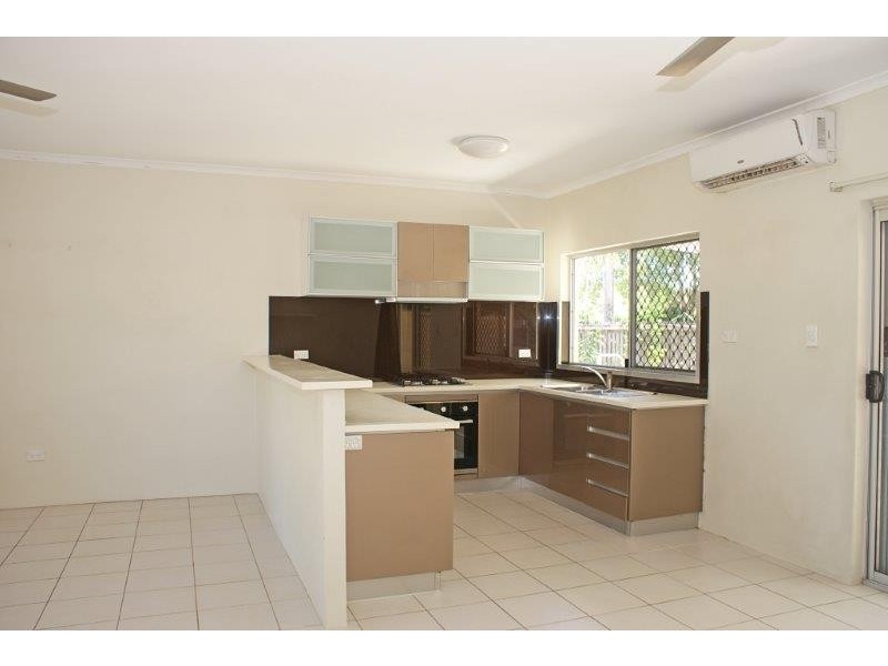 15 Cairnwell Street, Smithfield QLD 4878