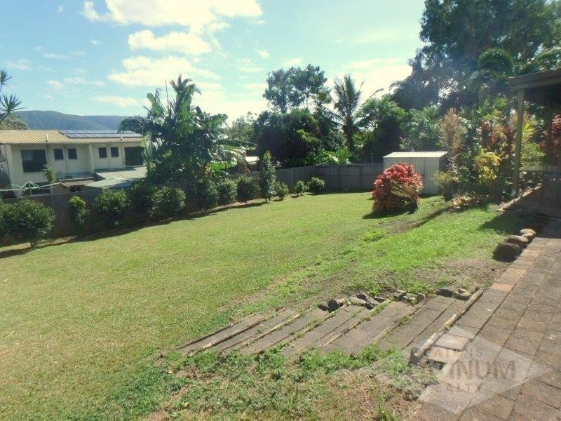 32 Moresby Street, Trinity Beach QLD 4879