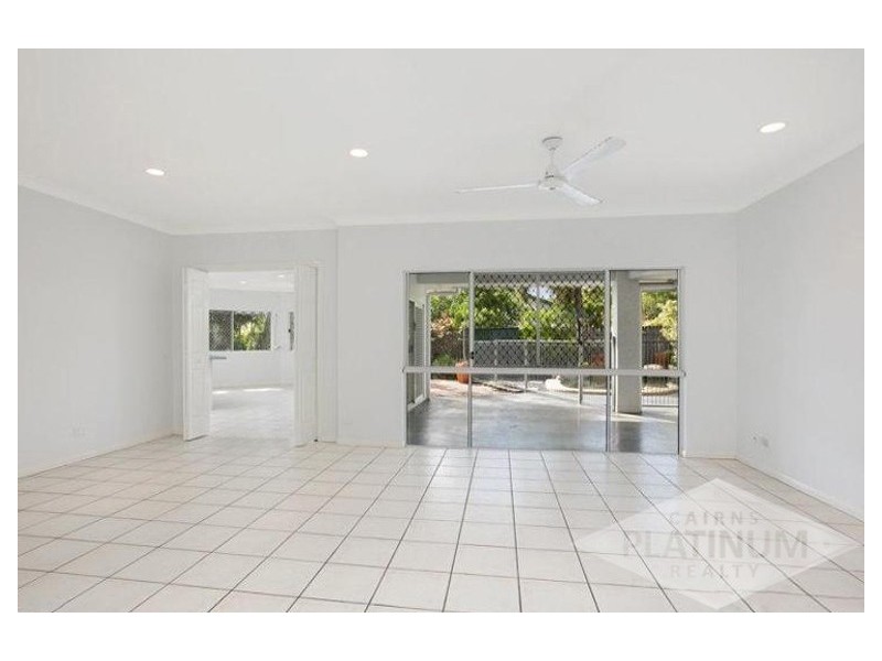 6 Squeaky Close, Kewarra Beach QLD 4879