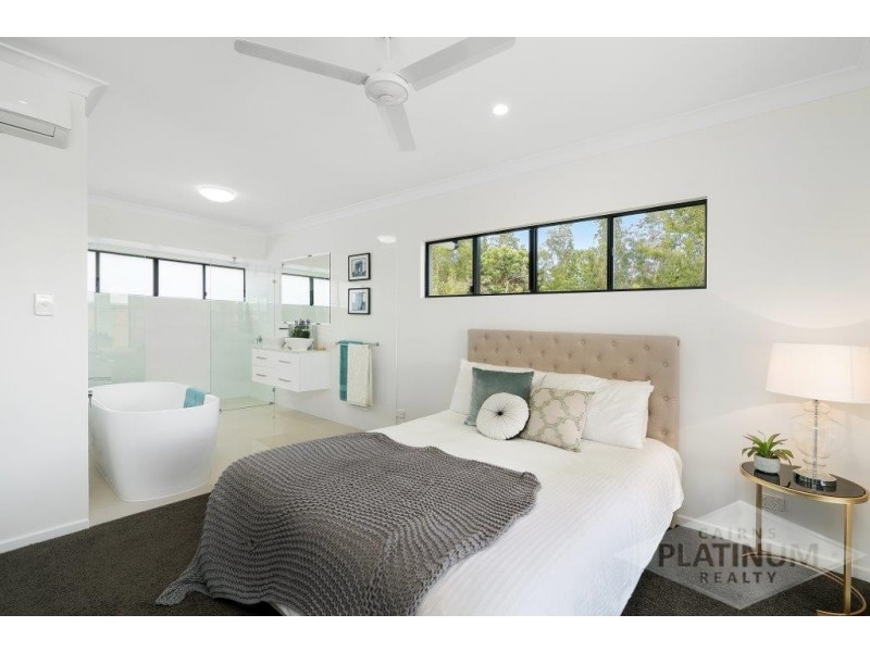 17 Whipbird Drive, Smithfield QLD 4878