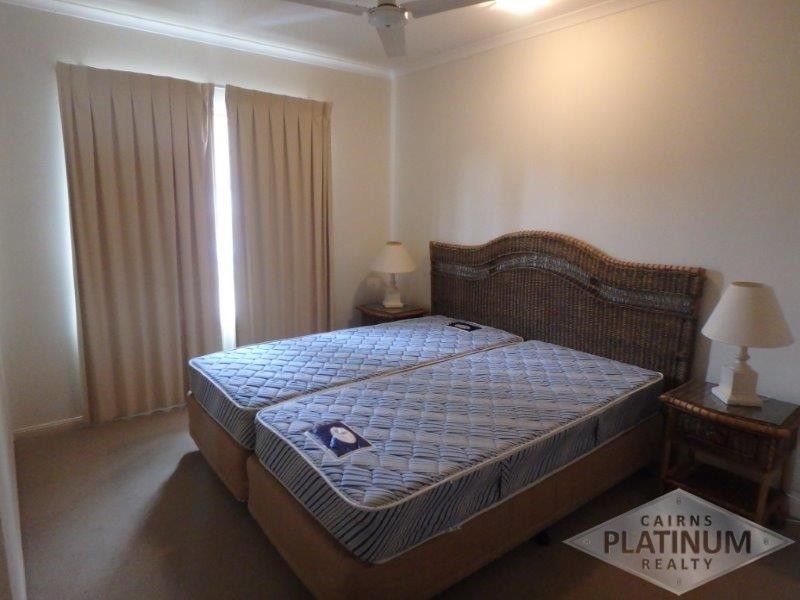 914/2 Greenslopes Street, Cairns North QLD 4870