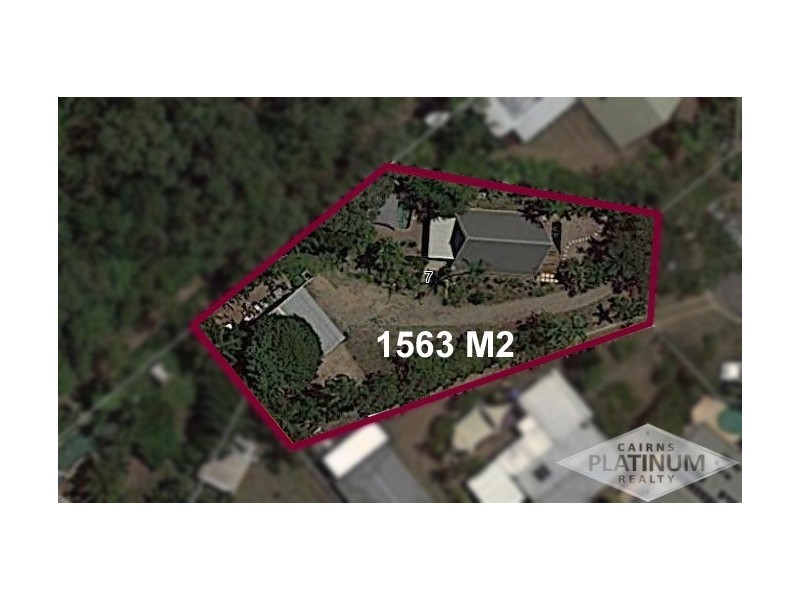 7 La Trobe Close, Trinity Park QLD 4879