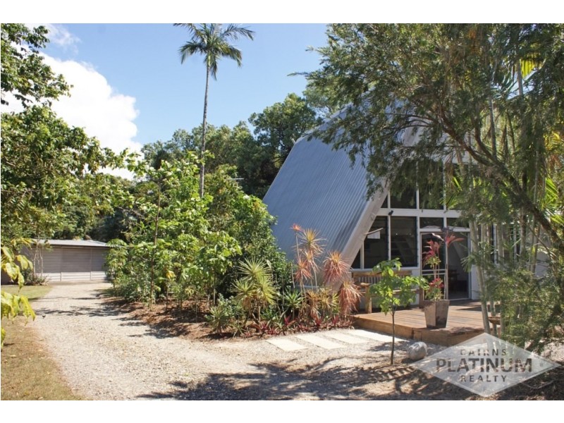 7 La Trobe Close, Trinity Park QLD 4879