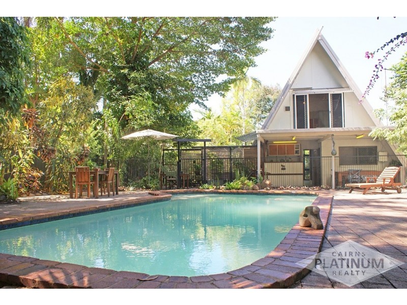 7 La Trobe Close, Trinity Park QLD 4879