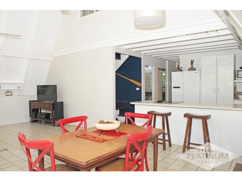 7 La Trobe Close, Trinity Park QLD 4879