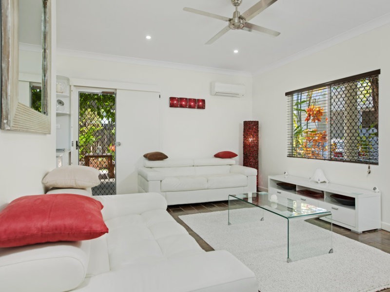 2/8 Portsea Crescent, Kewarra Beach QLD 4879