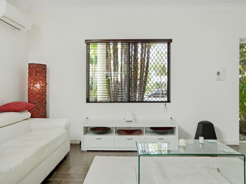 2/8 Portsea Crescent, Kewarra Beach QLD 4879