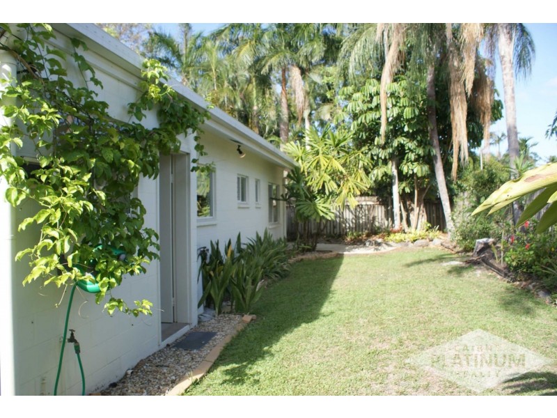 2/8 Portsea Crescent, Kewarra Beach QLD 4879