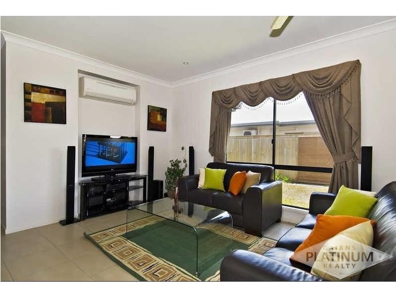 11 Bowline Close, Trinity Beach QLD 4879