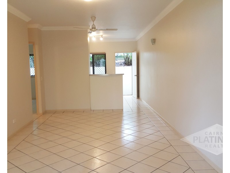 1/106 Moore Street, Trinity Beach QLD 4879