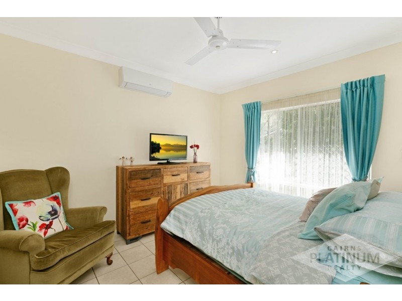 4 Alpinia Terrace, Mount Sheridan QLD 4868