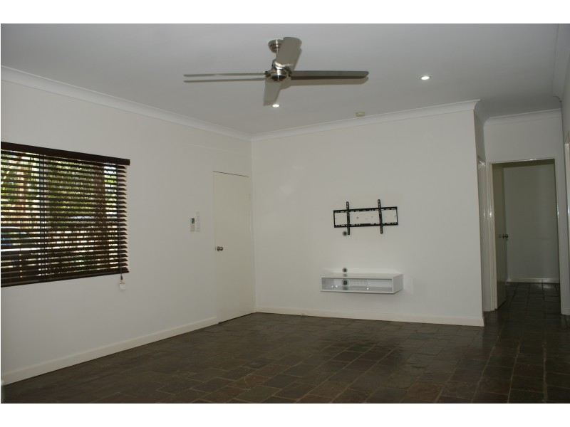 2/8 Portsea Cres, Kewarra Beach QLD 4879