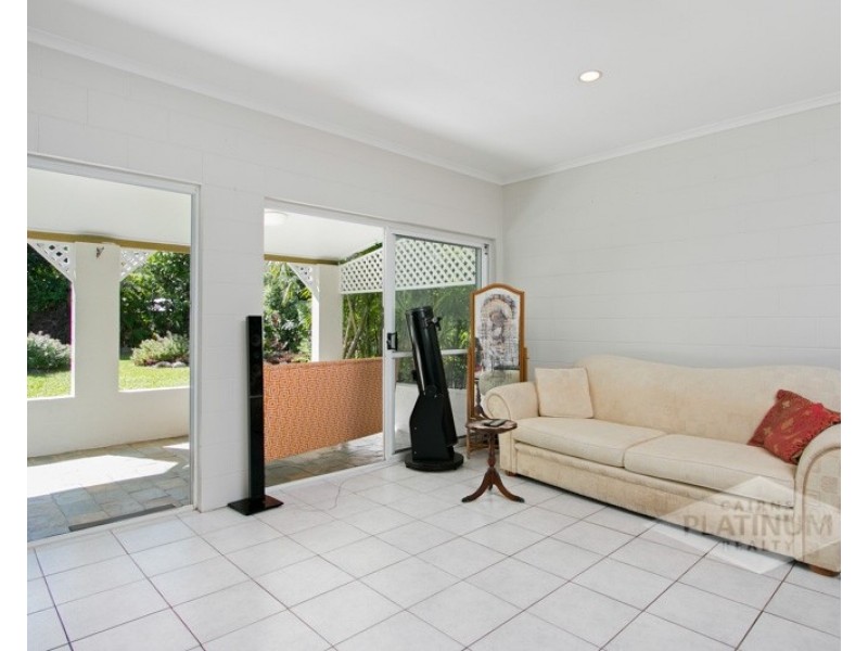 10 Limpet Close, Trinity Beach QLD 4879