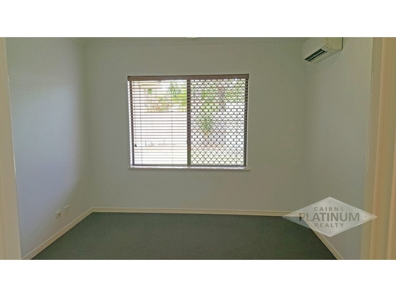 31 Angor Road, Trinity Park QLD 4879