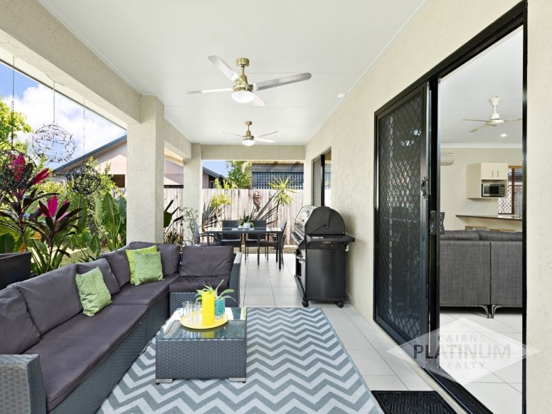 8 Hulbert Street, Trinity Park QLD 4879