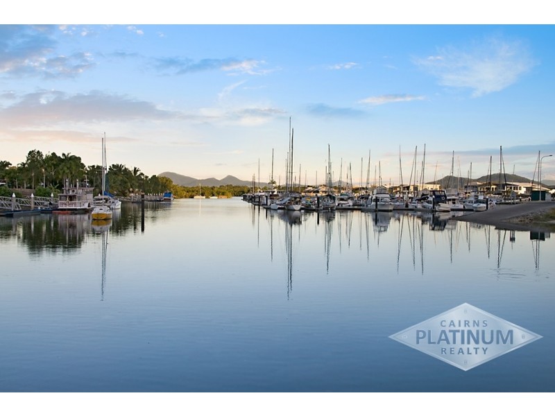8 Hulbert Street, Trinity Park QLD 4879