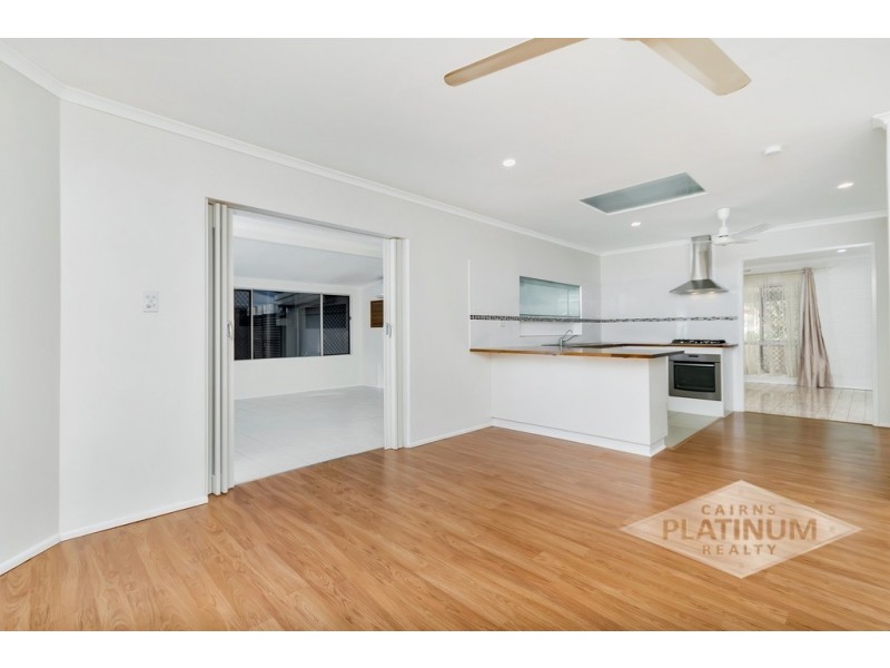 15 Periwinkle Street, Trinity Beach QLD 4879