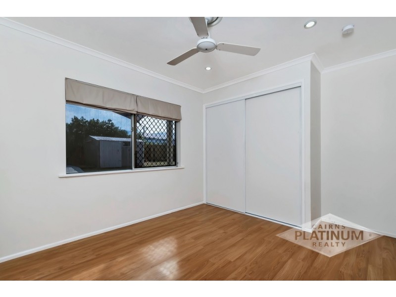 15 Periwinkle Street, Trinity Beach QLD 4879
