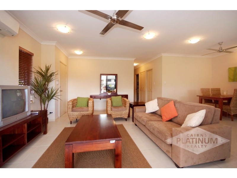 31/1-15 Robson Street, Mooroobool QLD 4870
