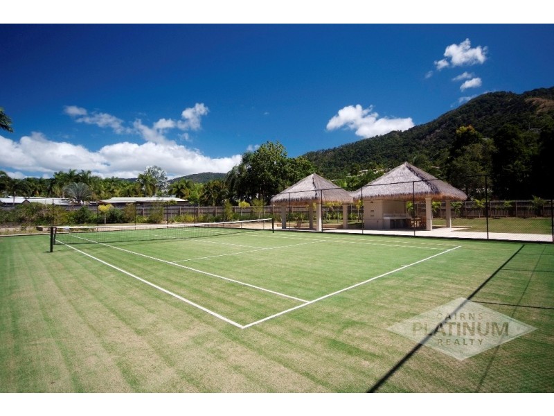 31/1-15 Robson Street, Mooroobool QLD 4870