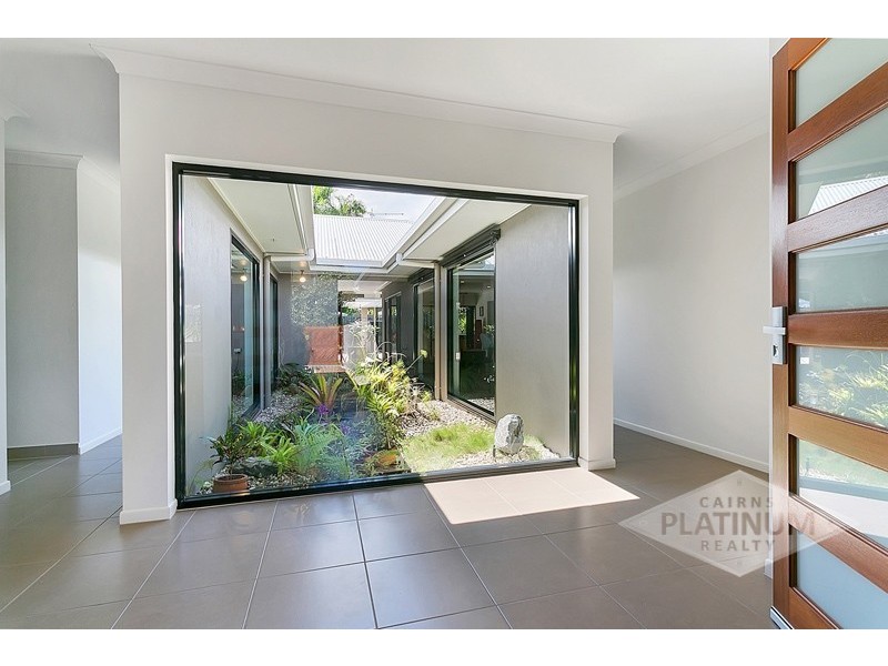 4 Saunders Court, Clifton Beach QLD 4879