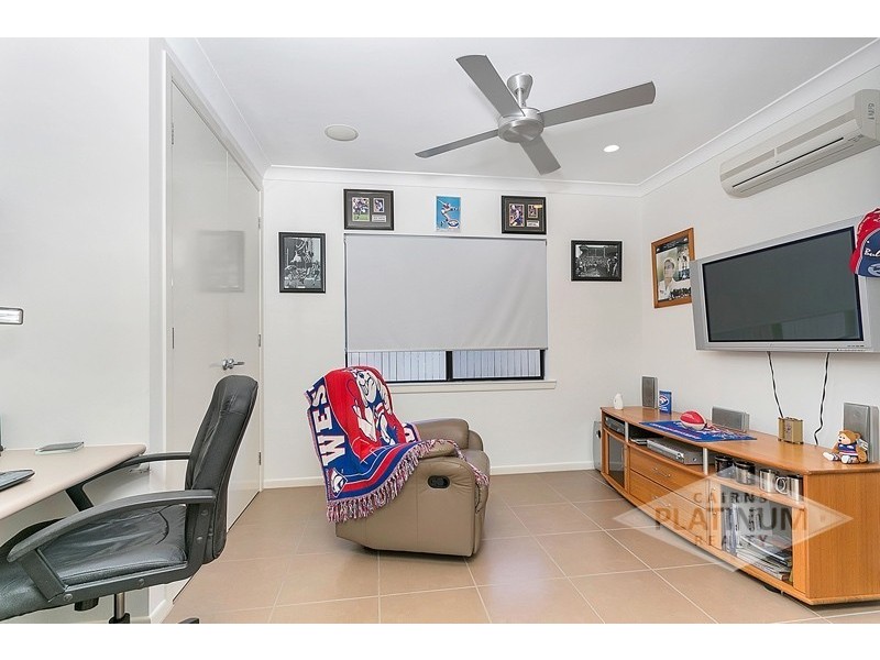 4 Saunders Court, Clifton Beach QLD 4879