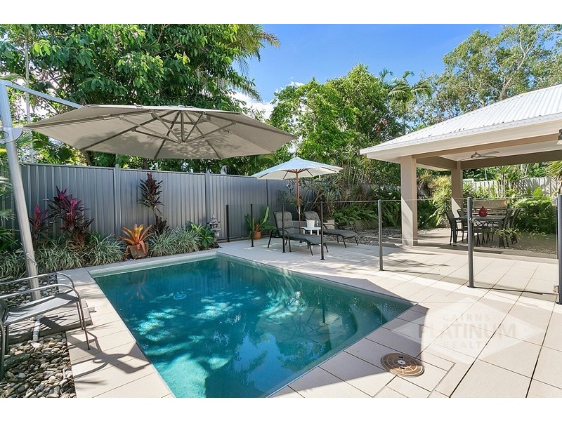 4 Saunders Court, Clifton Beach QLD 4879
