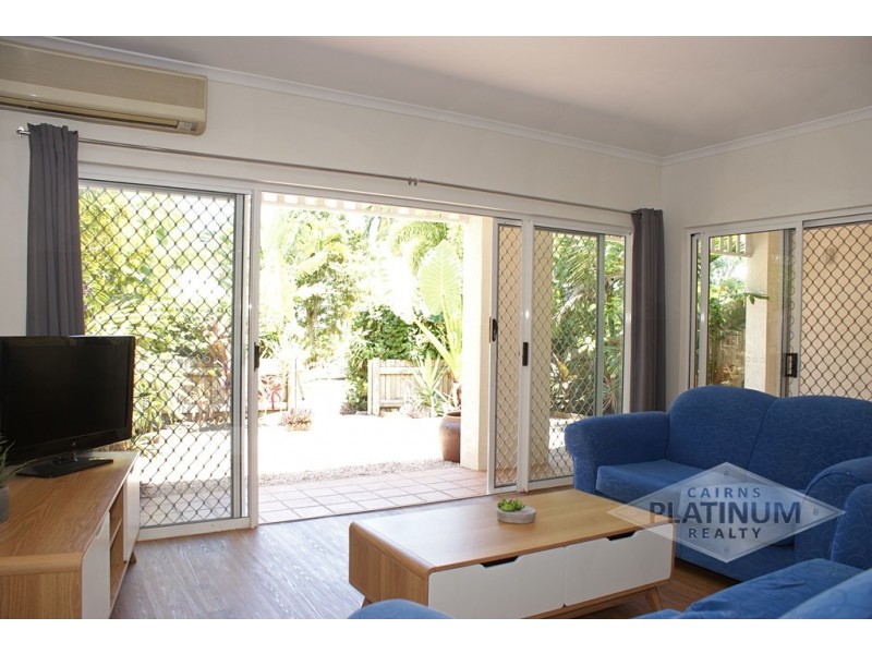 33/24 Warren Street, Palm Cove QLD 4879