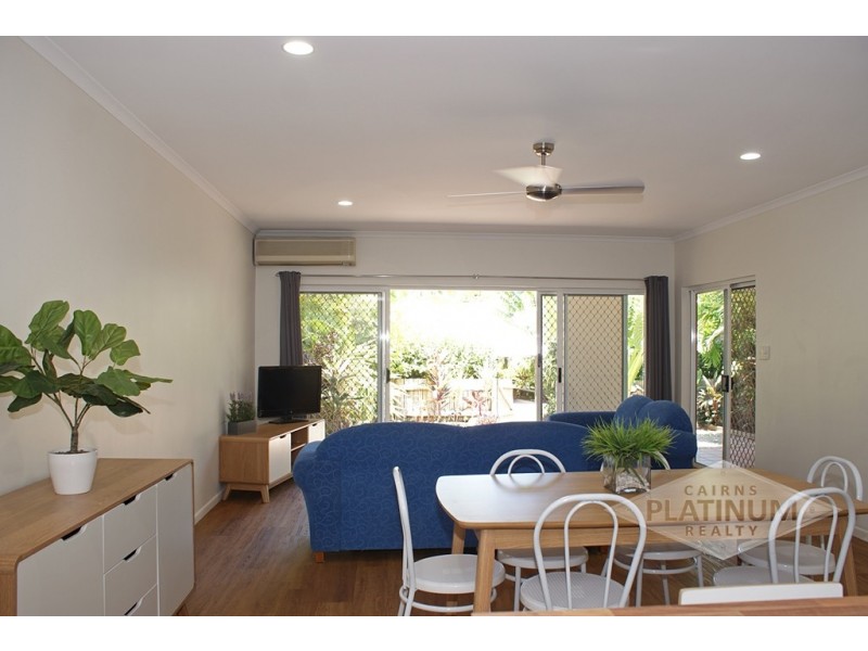 33/24 Warren Street, Palm Cove QLD 4879