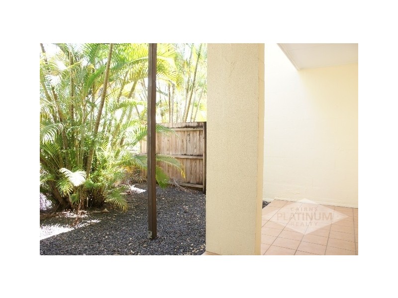2/15 Amphora Street, Palm Cove QLD 4879