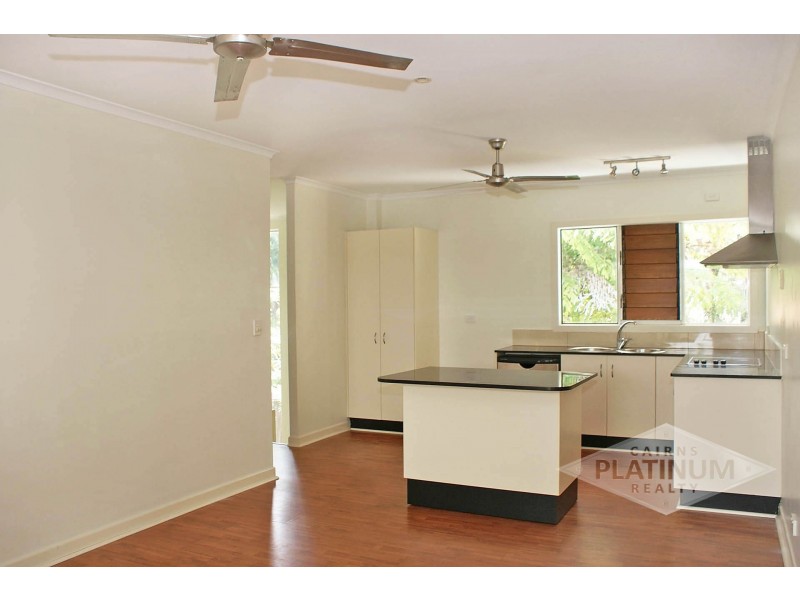 2/15 Amphora Street, Palm Cove QLD 4879