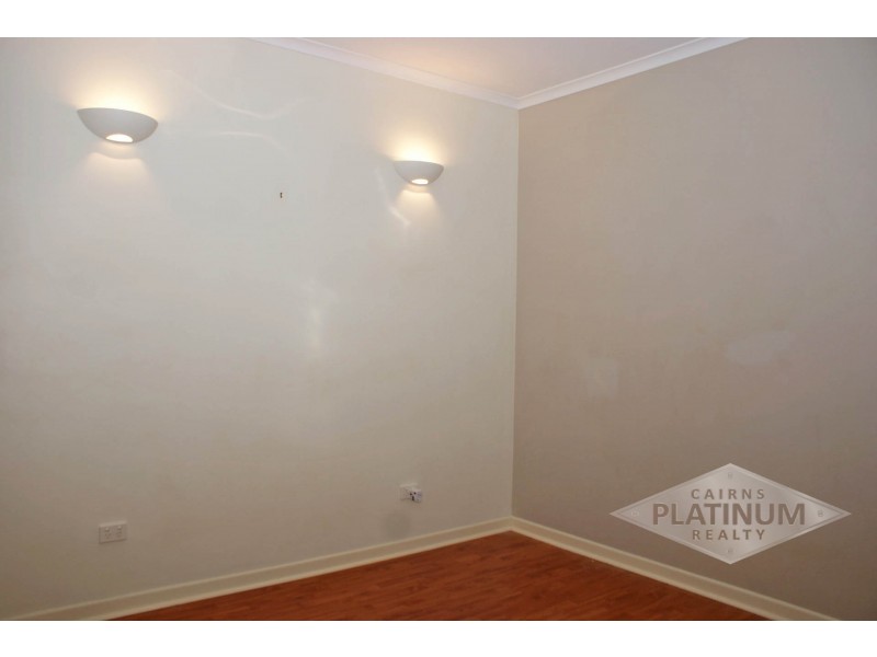 2/15 Amphora Street, Palm Cove QLD 4879