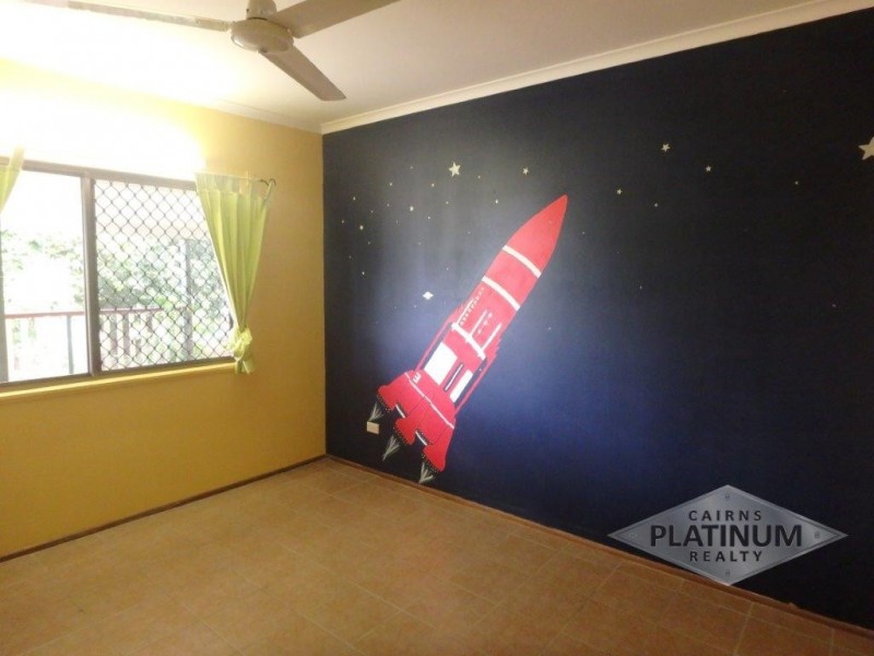 1 Kerryanne Close, Smithfield QLD 4878