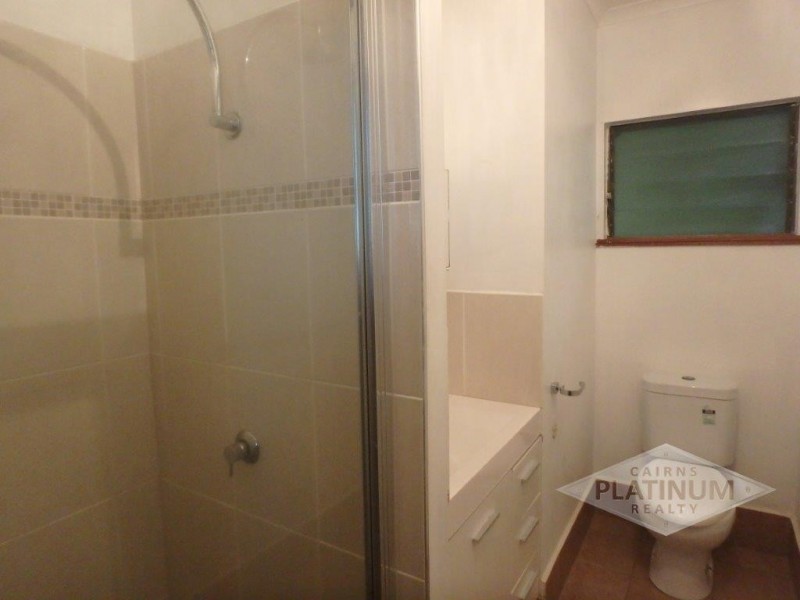 1 Kerryanne Close, Smithfield QLD 4878