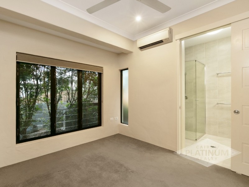 53 Cascade Boulevard, Palm Cove QLD 4879