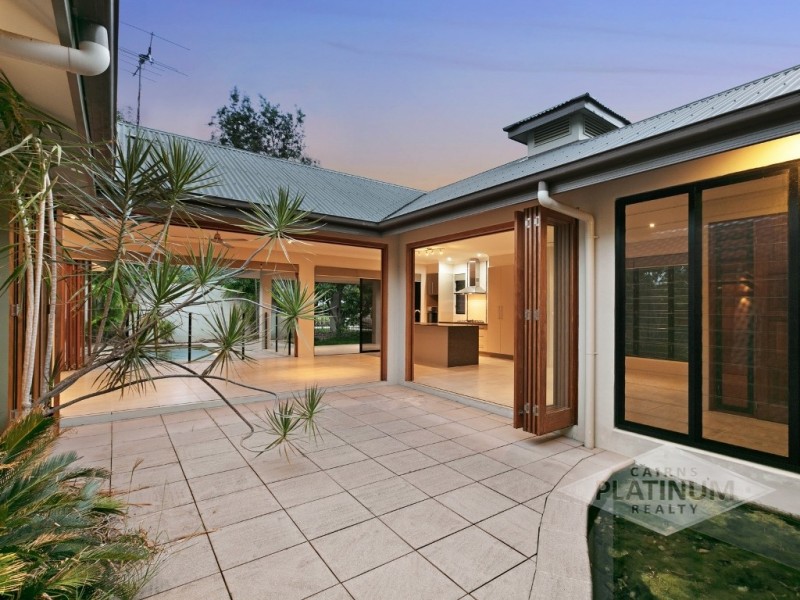 53 Cascade Boulevard, Palm Cove QLD 4879