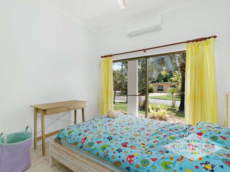 63 Terebra Street, Palm Cove QLD 4879