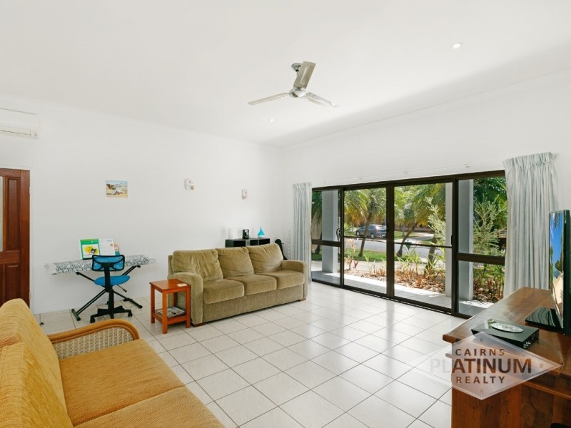 63 Terebra Street, Palm Cove QLD 4879