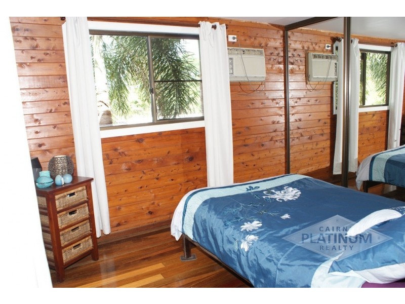 14 Warnambool Street, Trinity Park QLD 4879