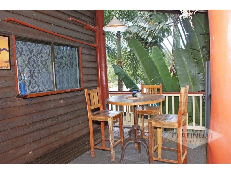 14 Warnambool Street, Trinity Park QLD 4879