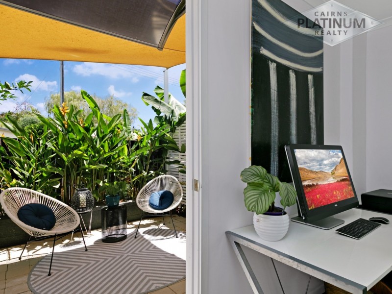 1 Hood Street, Trinity Park QLD 4879