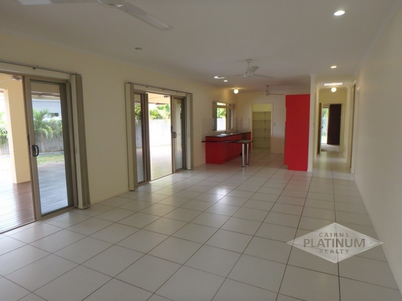 4 Icefire Quay, Trinity Park QLD 4879