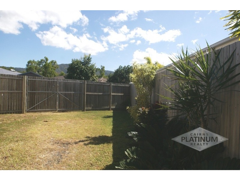 10 Icefire Quay, Trinity Park QLD 4879