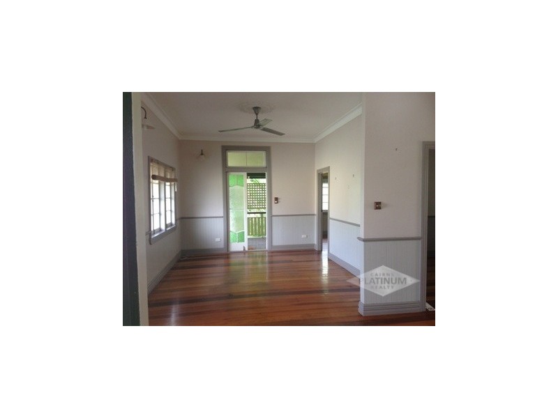 10 Magee Street, Aeroglen QLD 4870