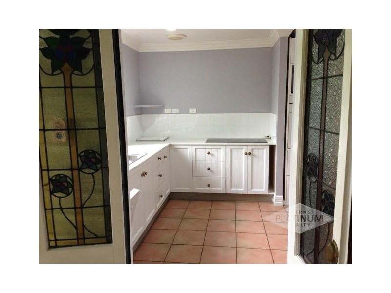 10 Magee Street, Aeroglen QLD 4870