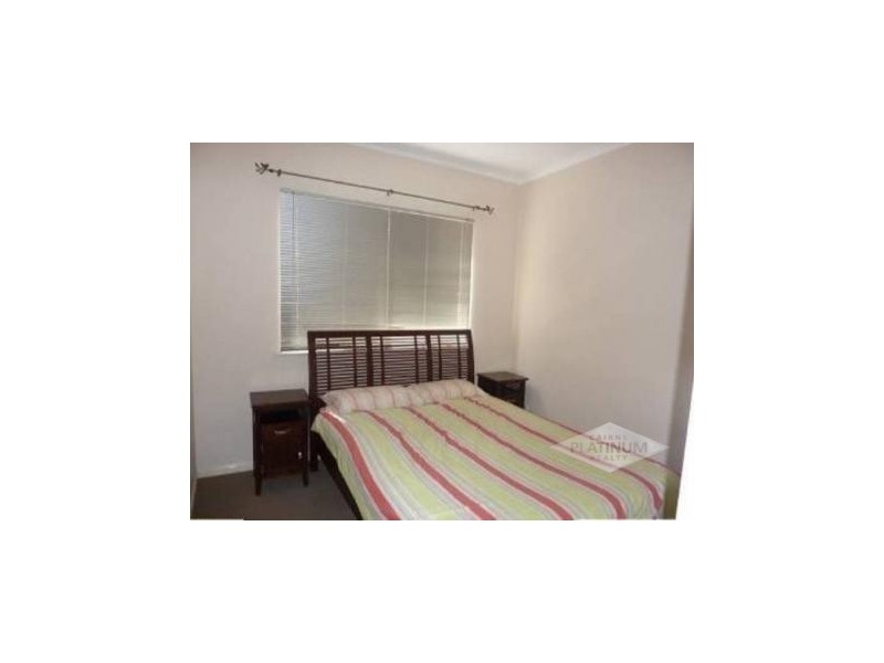 4/104 Grantala Street, Manoora QLD 4870